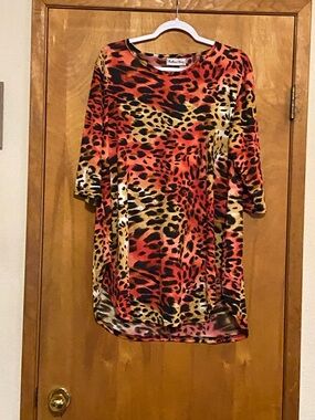 Women’s Animal Print Tunic Top in Red and Gold